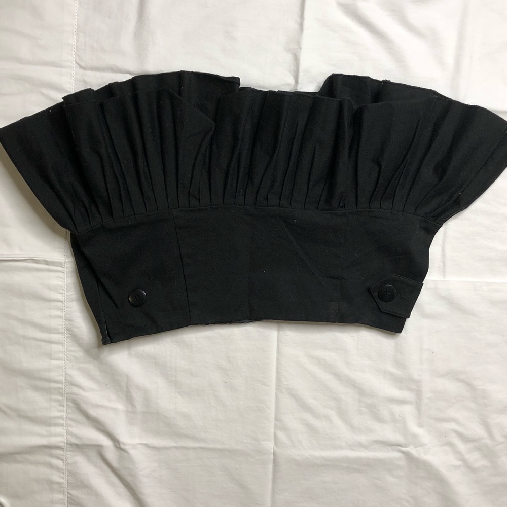 a black mini skirt